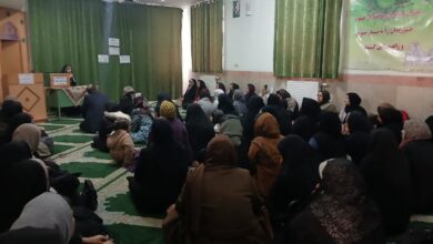 نشست توانمندسازی اولیا با موضوع: نقش والدین در پرورش عاطفی فریضه نماز فرزندان در بیرجند برگزار شد