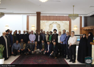 چهارمین نشست فصلی دبیران اقامه نماز ادارات و دانشگاه های قم در مشهد مقدس برگزار شد