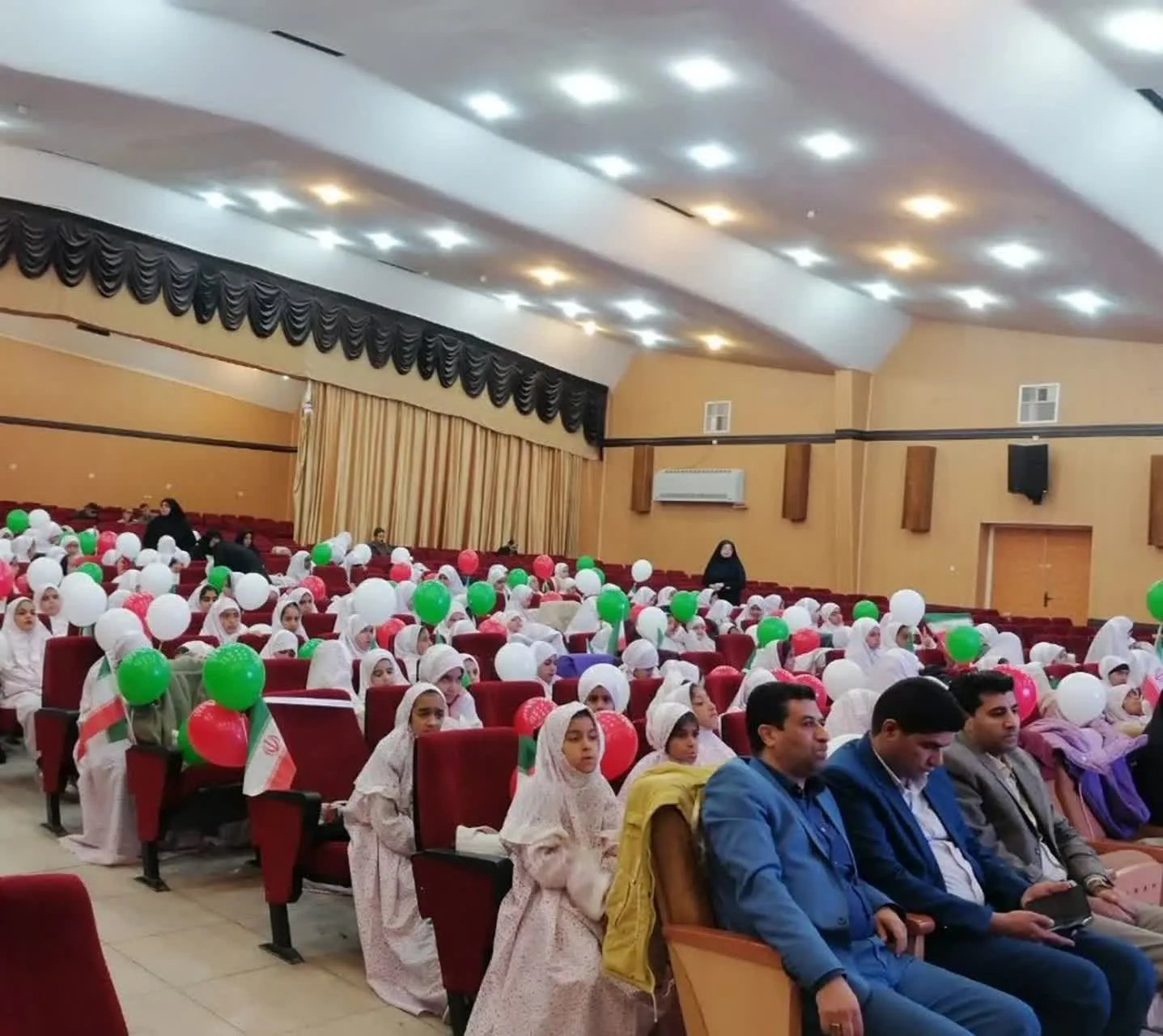 برگزاری جشن تکلیف فرزندان مددجویان کمیته امداد کرمان