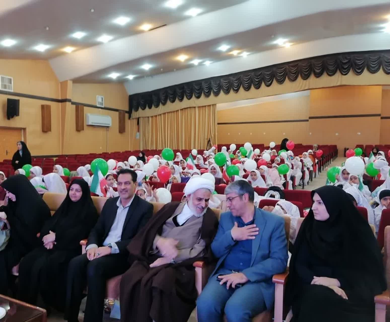 برگزاری جشن تکلیف فرزندان مددجویان کمیته امداد کرمان