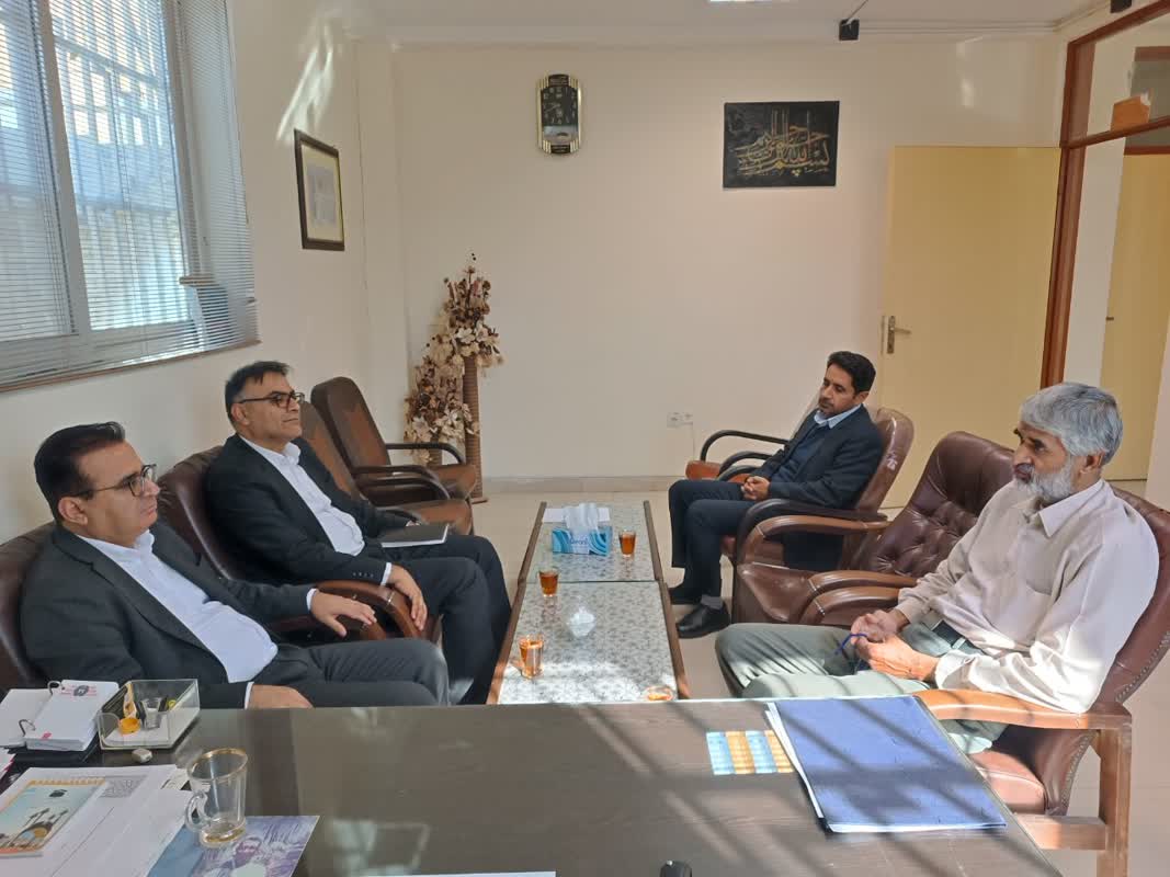 جلسه هم اندیشی ستاد اقامه نماز و بانک ملت پبرامون توسعه و ترویج فرهنگ اقامه نماز