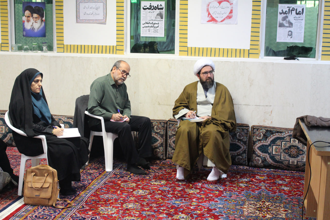 کارگاه آموزشی شیوه های دعوت به نماز ویژه بانوان در استان مرکزی