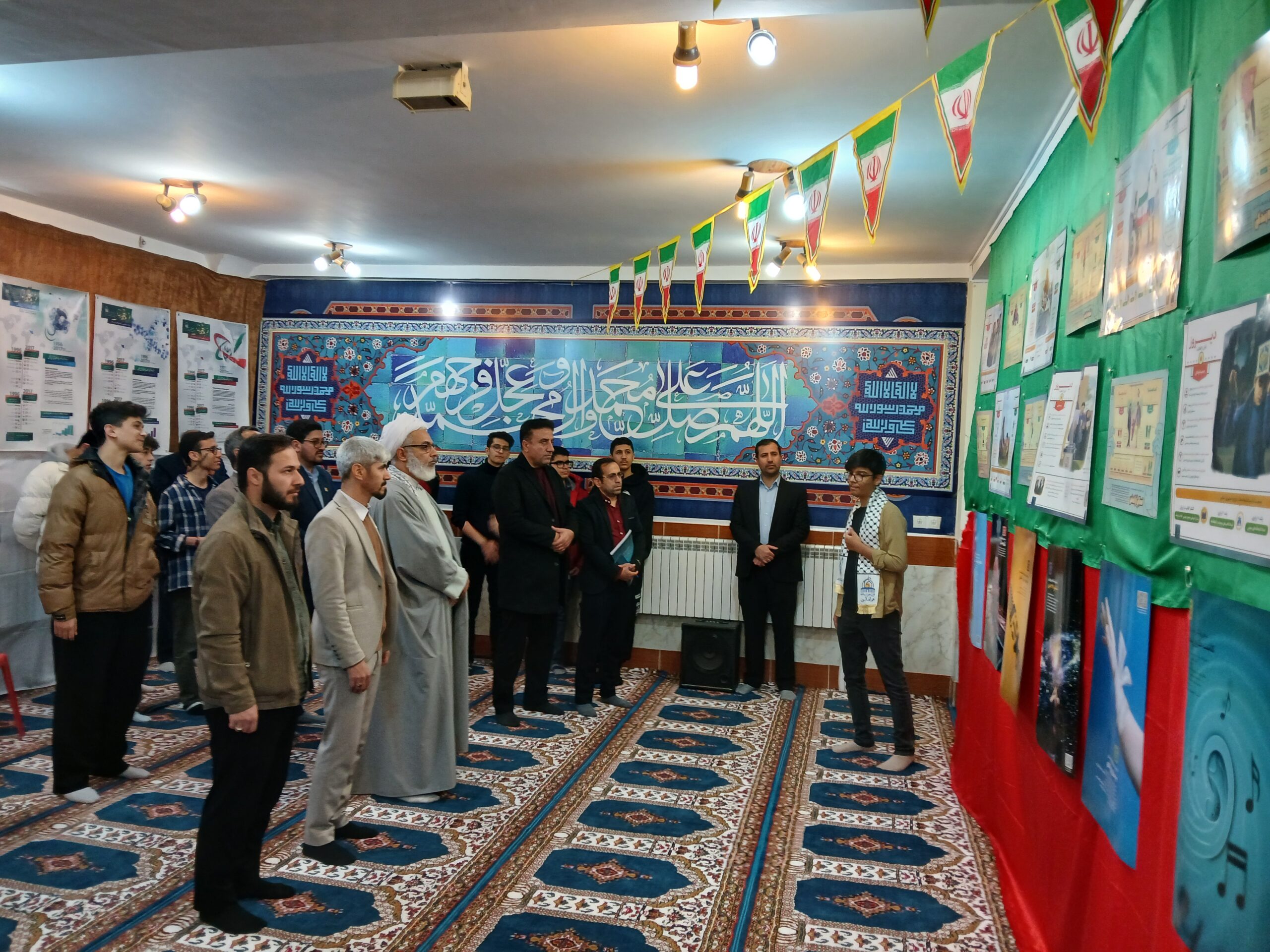 نمایشگاه انقلاب