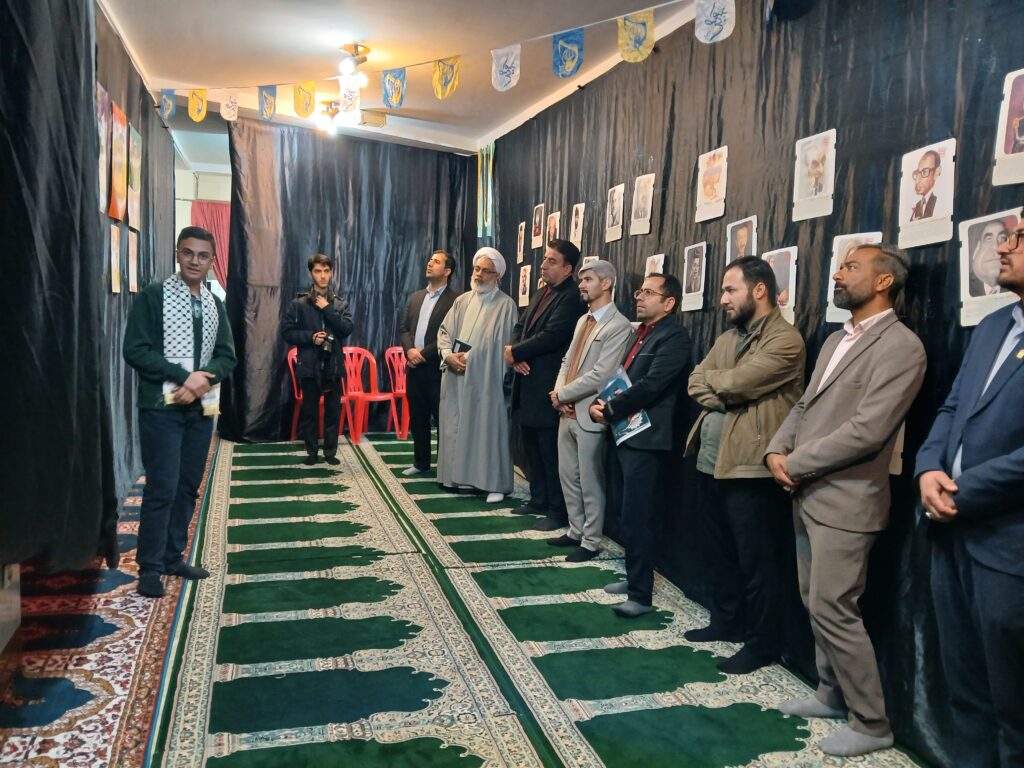 نمایشگاه انقلاب