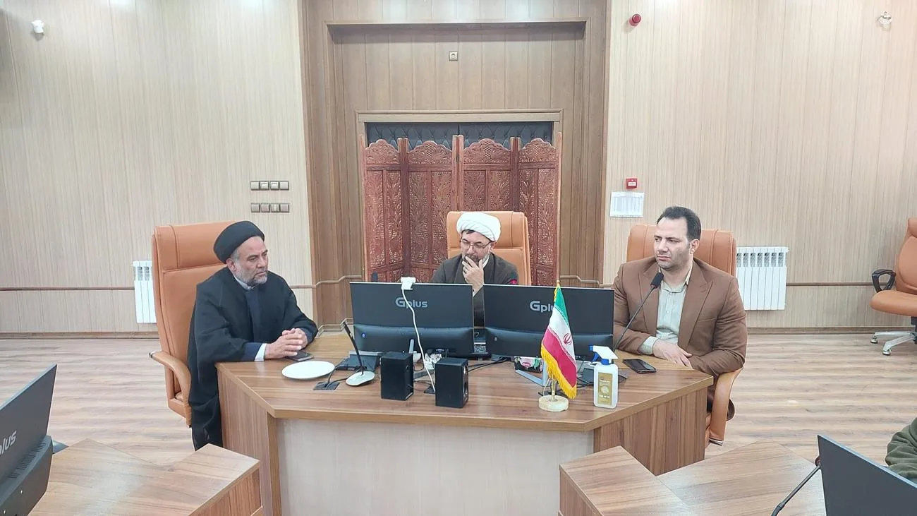 نشست تخصصی سلامت معنوی شهرستان نطنز اصفهان