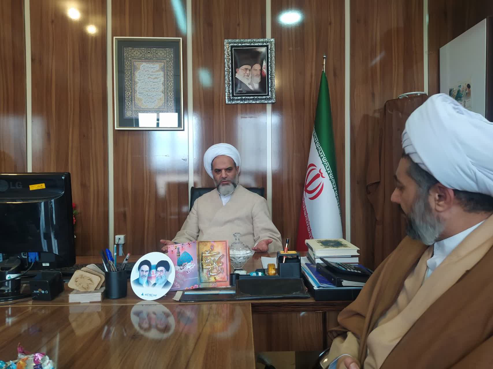 دیدار مدیر ستاد اقامه نماز استان با امام جمعه جلفا