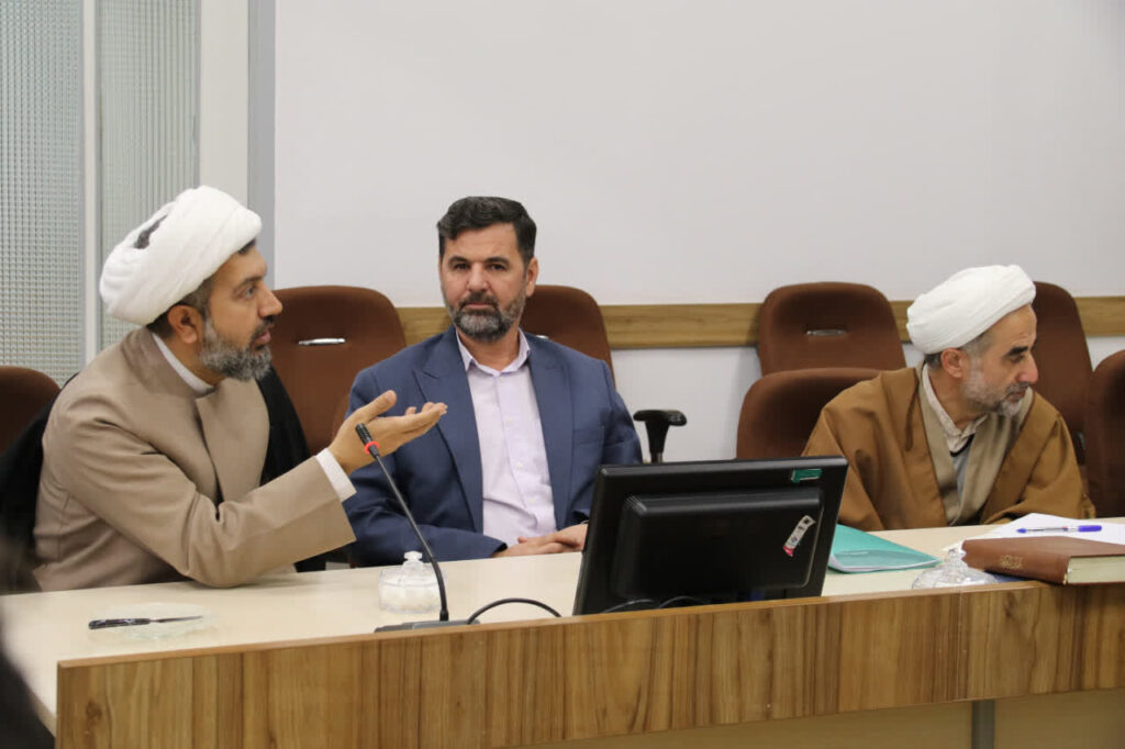 تأکید ستاد اقامه نماز کشور بر آسیب شناسی امر اقامه نماز در دیدار با نماینده ولی‌فقیه زنجان