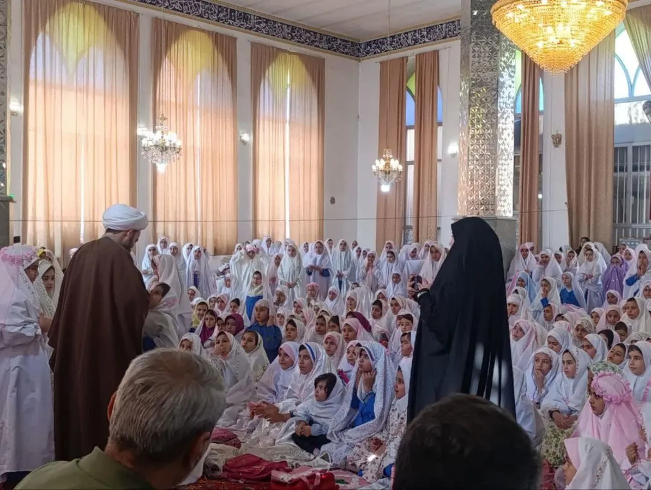 جشن تکلیف دانش آموزان دختر شهرستان آذرشهر