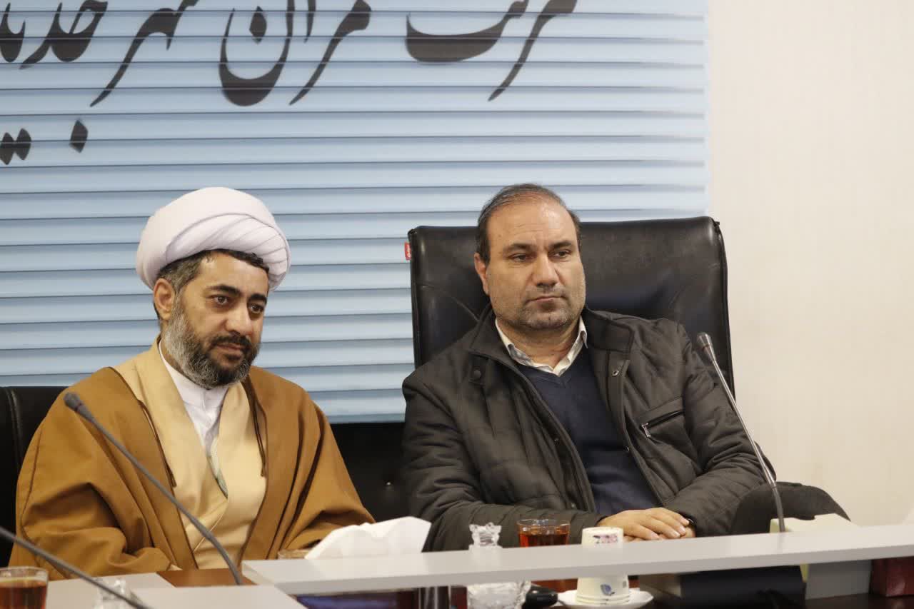 جلسه شورای اقامه نماز شرکت عمران شهر جدید سهند