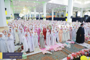 جشن تکلیف سه هزار دختر نومکلف قمی در مسجد مقدس جمکران برگزار شد