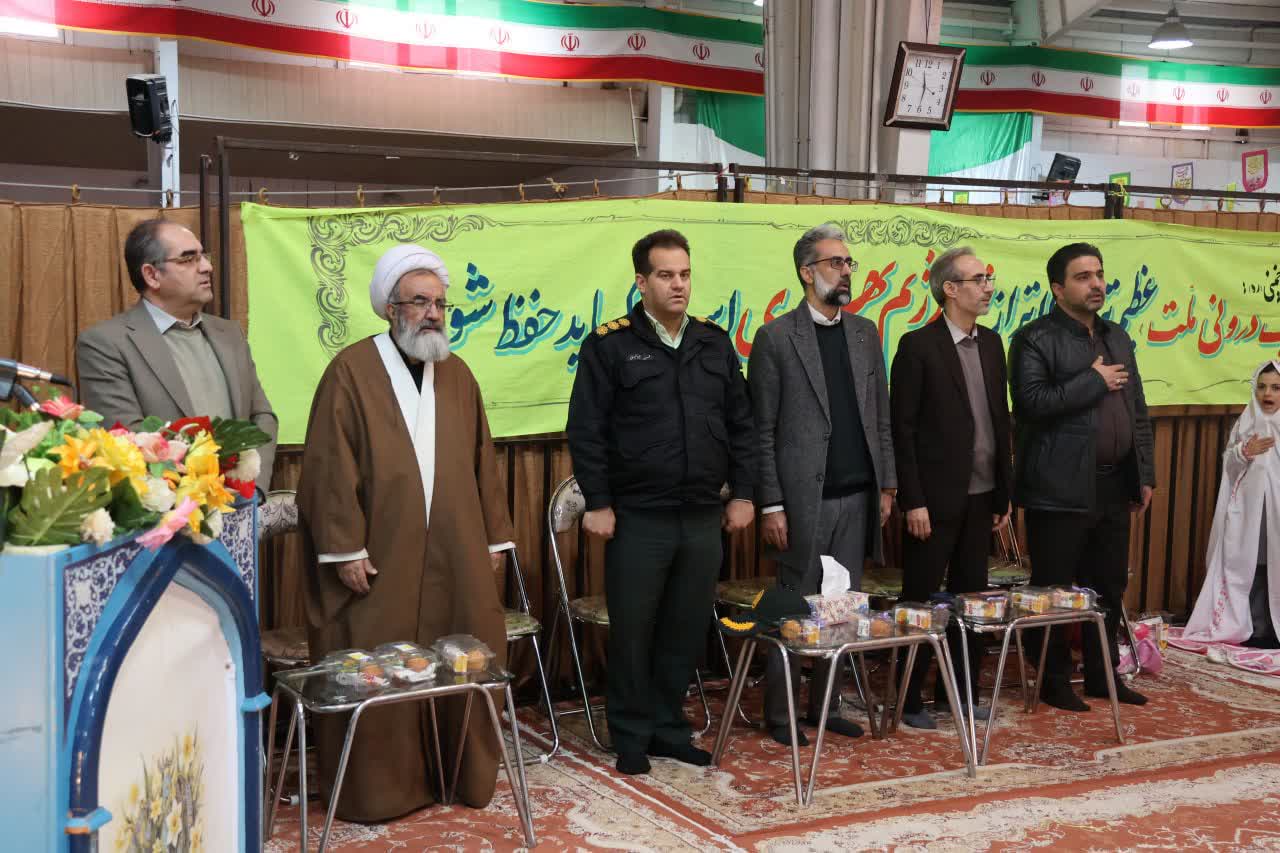 جشن تکلیف ۲ هزار دانشآموز دختر شهرستان مرند