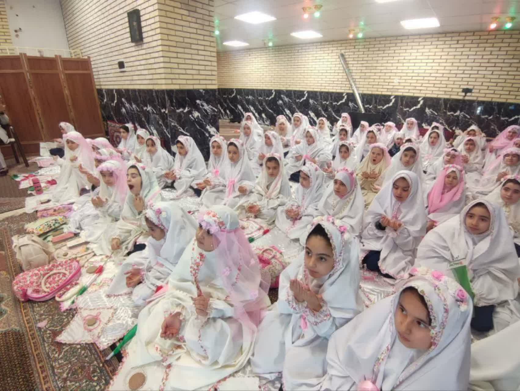 برگزاری جشن تکلیف دختران شهرستان سراب