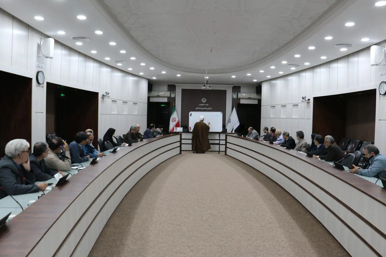برگزاري دوره آموزشي مديريت اقامه نماز، ويژه مديران در سازمان مديريت و برنامه ريزي خراسان رضوي