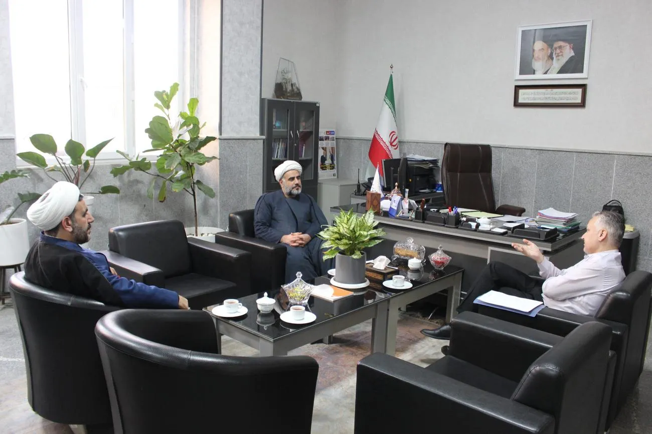 هم‌افزایی ستاد اقامه نماز و استانداری البرز برای برگزاری اجلاس باشکوه استانی نماز