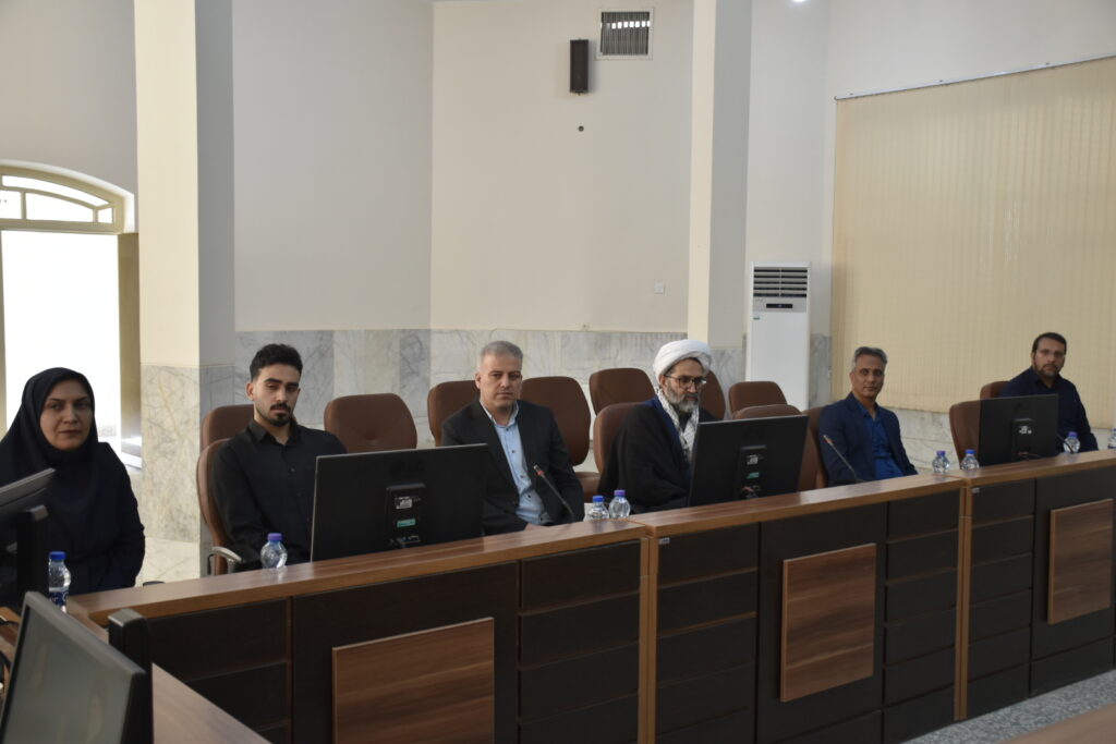 دوره آموزشی شیوه های فرهنگ سازی نماز در محیط کار ویژه مدیران کارخانجات و مراکز صنعتی استان یزد برگزار شد