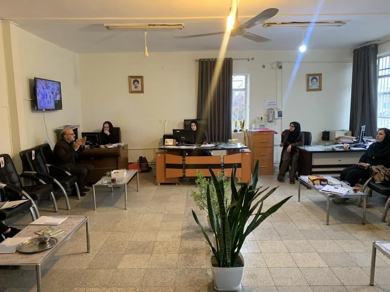 مدیر ستاد اقامه نماز کردستان از مدارس سنندج و گفتوگو با دانشآموزان بازدید کرد