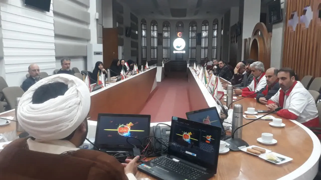 دوره آموزشی نمازشناسی برای مدیران و کارکنان جمعیت هلال احمر خراسان رضوی برگزار شد