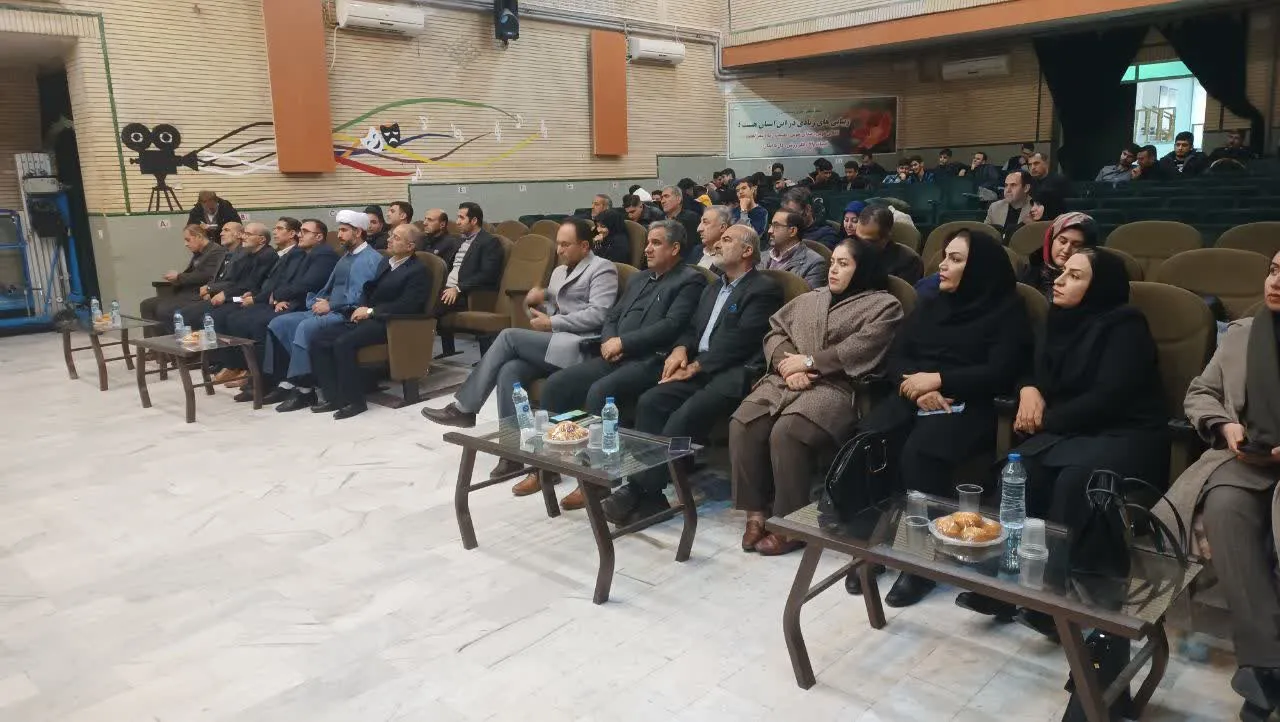 دومین مهرواره ملی شعر نماز در کردستان برگزار شد