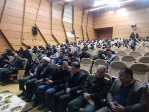 تجلیل از برگزیدگان جشنواره پوستر و تصویرسازی نماز در کوهدشت.