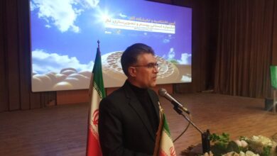 تجلیل از برگزیدگان جشنواره پوستر و تصویرسازی نماز در کوهدشت.