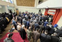 اقامه نماز ظهر ۲۲ بهمن در خرم‌آباد