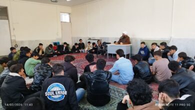 گفتمان دینی در هنرستان شهید لاچینانی فریدونشهر اصفهان