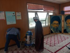 آیین غبارروبی نمازخانه ادارات و دانشگاه های قم برگزار شد