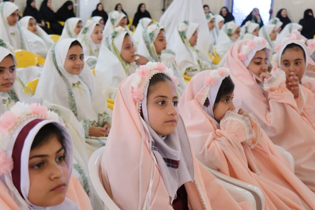 «جوانه‌های امید» در بخش بهمن شهرستان ابرکوه و شهرستان مروست جشن تکلیف گرفتند