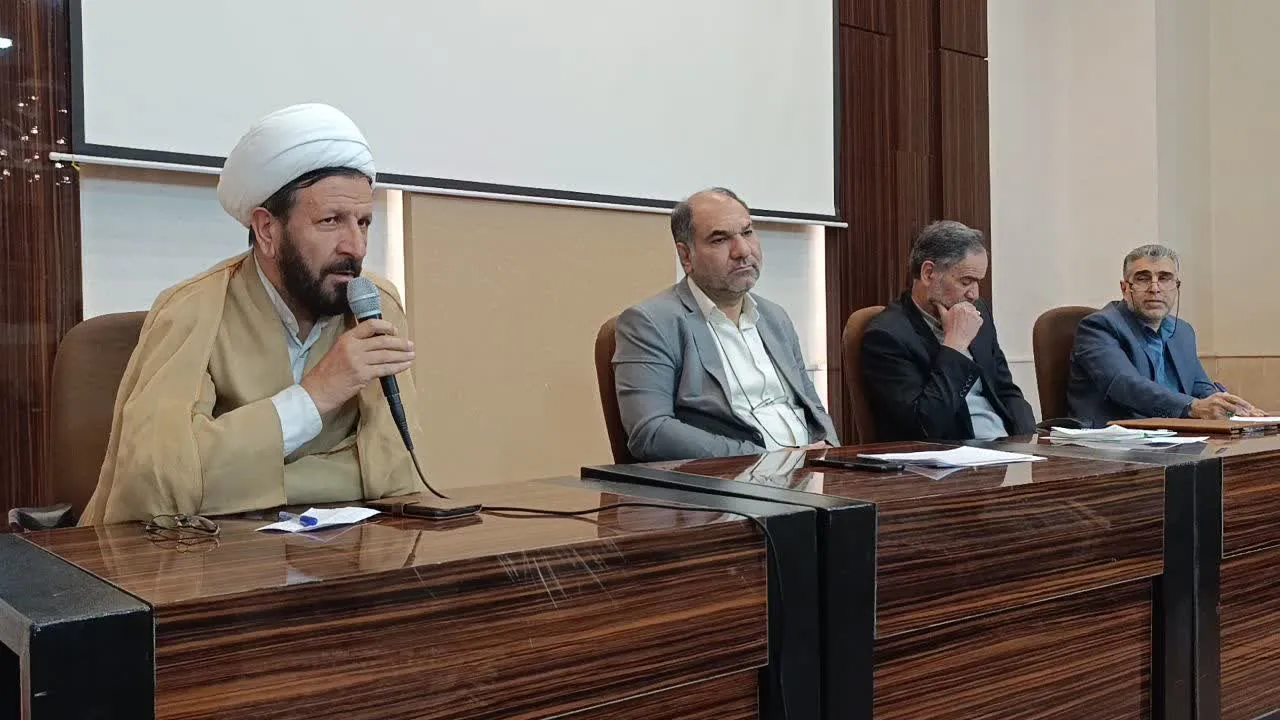 جلسه شورای اقامه نماز شهرستان برخوار اصفهان