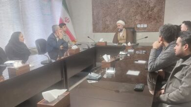 نشست تخصصی شیوههای دعوت فرزندان به نماز در ادارهکل استاندارد استان البرز برگزار شد