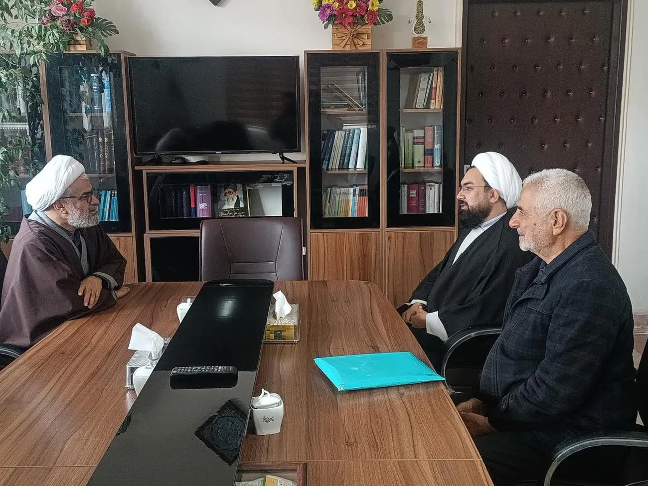 دیدار مدیر ستاد اقامه نماز استان سمنان با بازرس کل استان برگزار شد