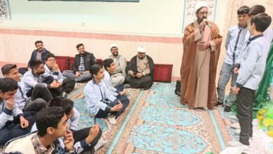 گفتمان دانش آموزی با موضوع نقش نماز در روح و جسم انسان وخانواده در مدرسه امینی شهرستان سربیشه برگزار شد