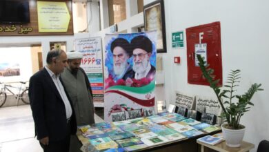 بازدید مدیر ستاد اقامه نماز استان از نمایشگاه عکس و کتاب نماز در اداره کل بیمه سلامت خراسان جنوبی