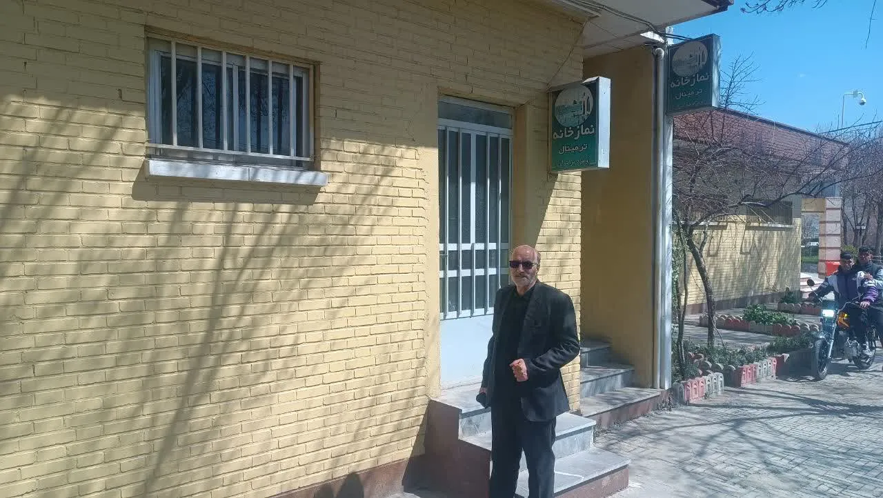 مدیر ستاد اقامه نماز استان کردستان از نمازخانه و سرویسهای بهداشتی سنندج بازدید کرد