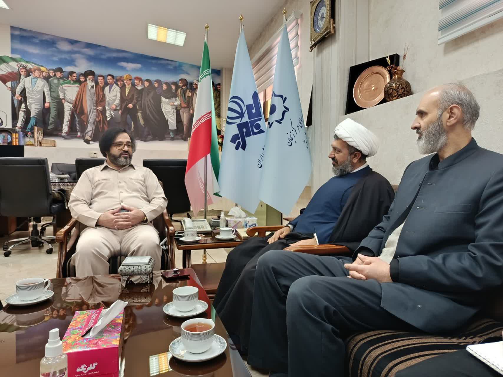 دیدار مدیر ستاد اقامه نماز با مدیر کل و معاونین صدا و سیمای مرکز زنجان