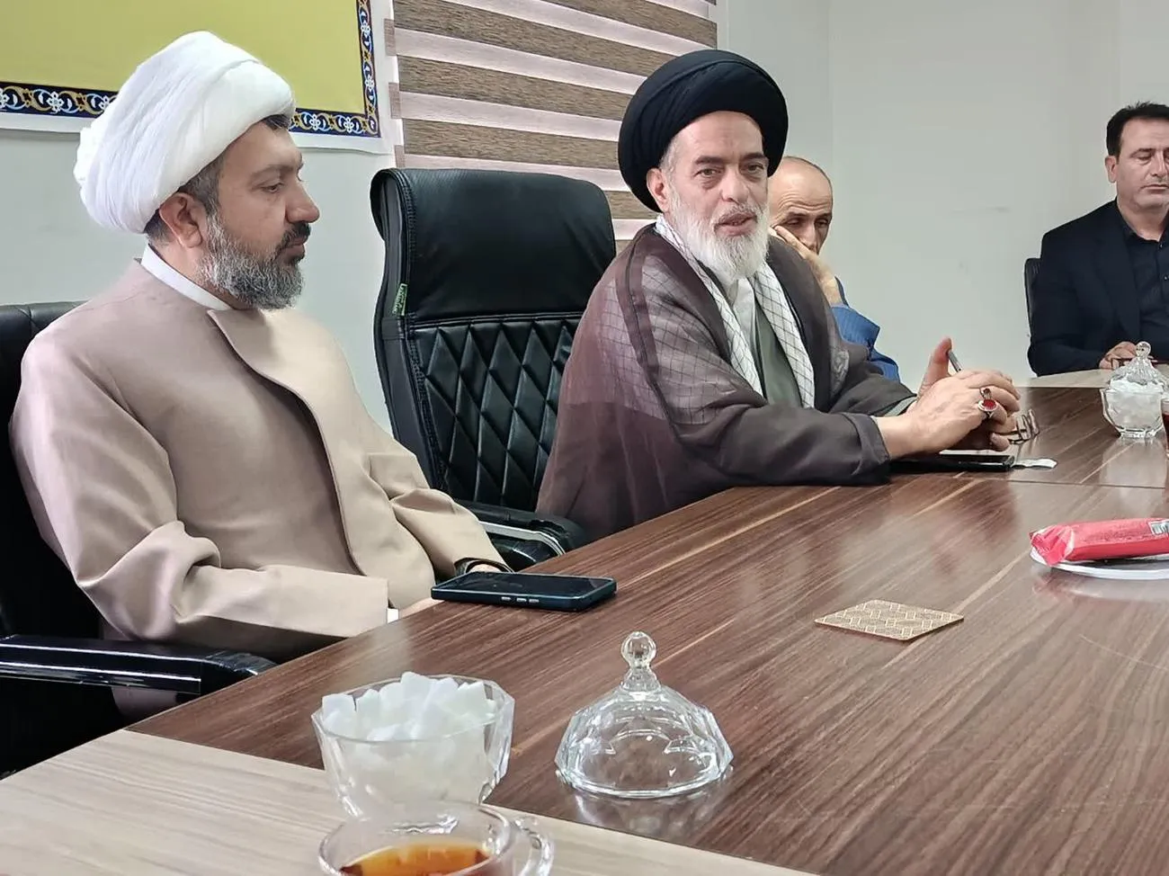 جلسه شورای اقامه نماز اداره اوقاف شهرستان خدابنده برگزار شد