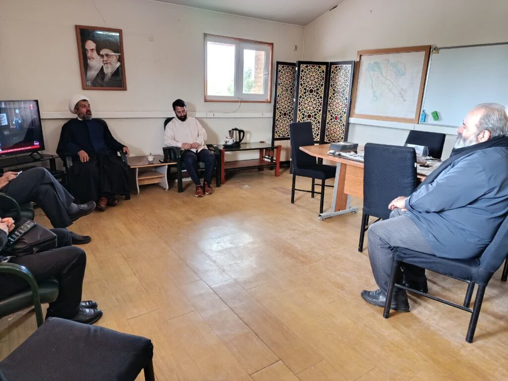دیدار مدیر ستاد اقامه نماز با مدیر کل و معاونین صدا و سیمای مرکز زنجان