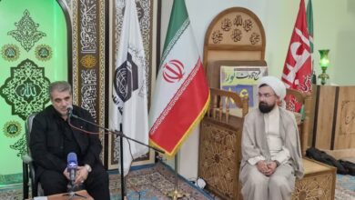 استاندار سمنان: حضور مدیران در صفوف نماز، روحیه خدمت‌رسانی به مردم را تقویت می‌کند