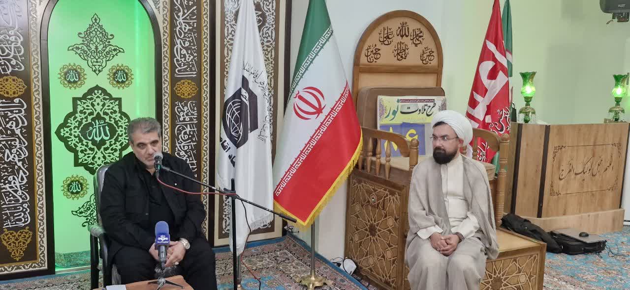 استاندار سمنان: حضور مدیران در صفوف نماز، روحیه خدمت‌رسانی به مردم را تقویت می‌کند