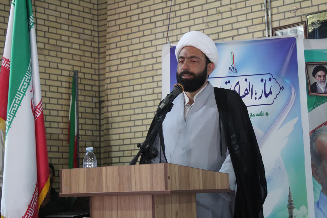 برگزاری اجلاسیه نماز دانش آموزی در بخش چترود کرمان