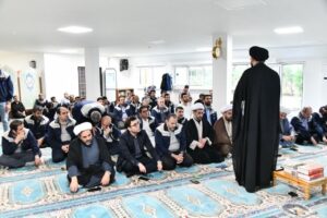 جلسه شورای اقامه نماز شرکت پالایش نفت تبریز