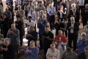 اقامه باشکوه نماز عید قربان در مصلای الغدیر خرمآباد لرستان.