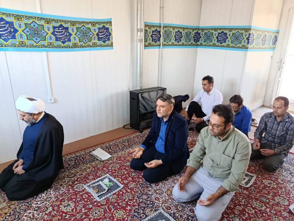 بازدید مدیر ستاد اقامه نماز از فعالیتهای فرهنگی آرامستان زنجان