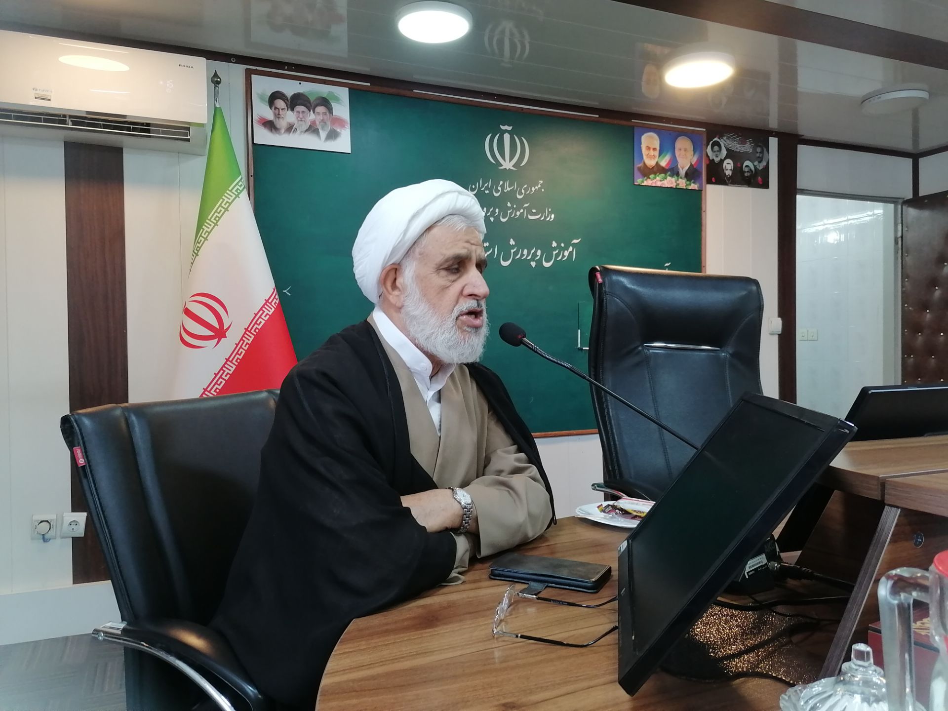 تشکیل جلسه کارگروه نماز و نسل جوان در آموزش پرورش استان کرمان