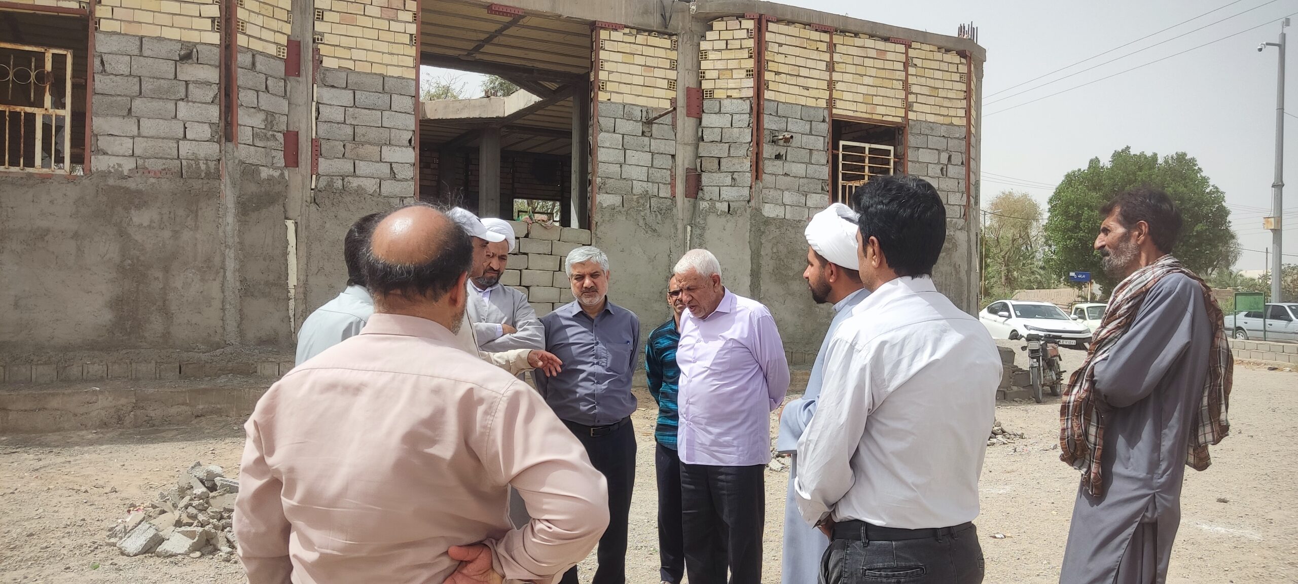 بازدید از مسجد در حال ساخت شهرستان ریگان