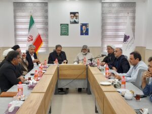 افتتاح نمازخانه شهرک صنعتی سلفچگان با حضور مدیران استانی و محلی