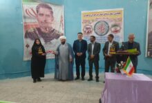 تجلیل از شاعر برگزیده در کنگره شعر سیمای نماز شهرستان رومشکان