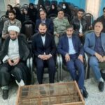 تجلیل از شاعر برگزیده در کنگره شعر سیمای نماز شهرستان رومشکان