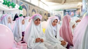 جشن تکلیف دختران نومکلف شهرستان بن برگزار شد