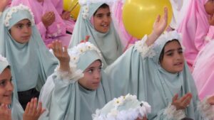 جشن تکلیف دختران نومکلف شهرستان بن برگزار شد